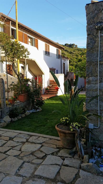 L'Ogliera Appartamenti Dell'Aia Pomonte Exteriér fotografie